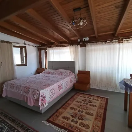 Kaştaki Eviniz * Kaş