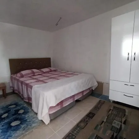 Kaştaki Eviniz *