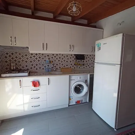 Kaştaki Eviniz *